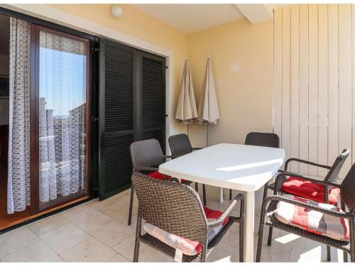 Apartment Zdravko B1 für 5 Personen by Interhome
