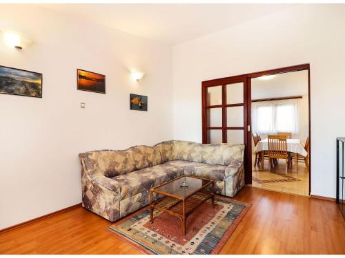 Apartment Zdravko B2 für 5 Personen by Interhome