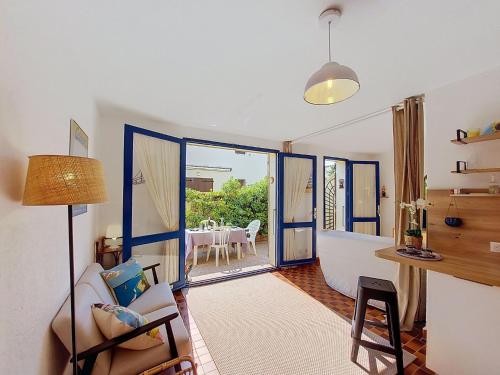 Apartment Les Supers Marines-3 by Interhome