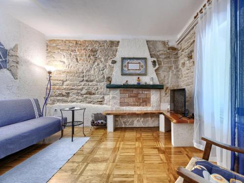 Holiday Home Helena by Interhome