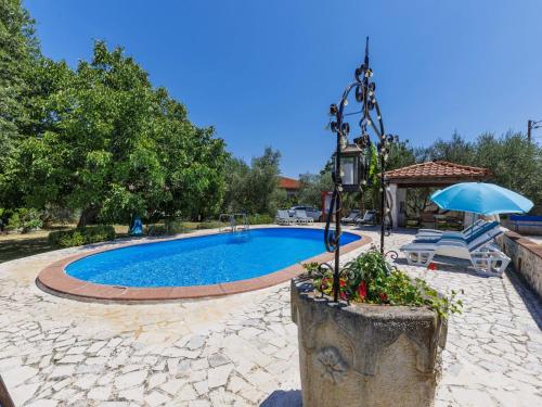 Holiday Home Helena by Interhome