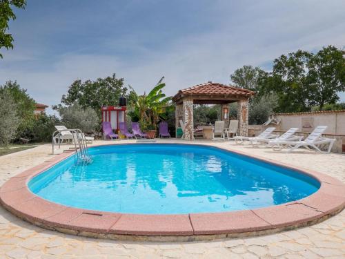 Holiday Home Nina by Interhome