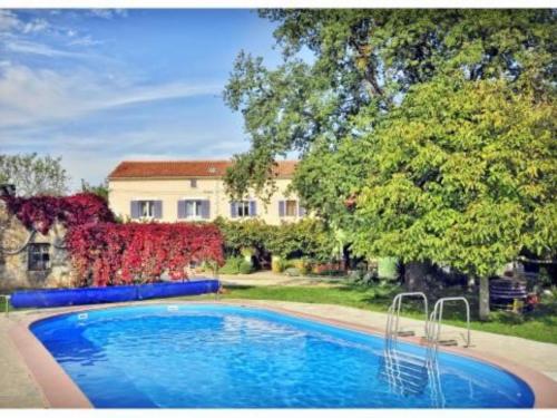 Holiday Home Nina by Interhome