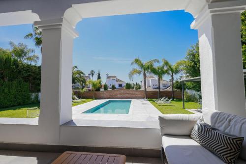 Villa Puerto Banus, Piscina, BBQ, Smart TV, AC, Discoteca, 12 personas photo 19