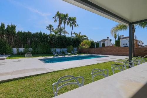 Villa Puerto Banus, Piscina, BBQ, Smart TV, AC, Discoteca, 12 personas photo 11