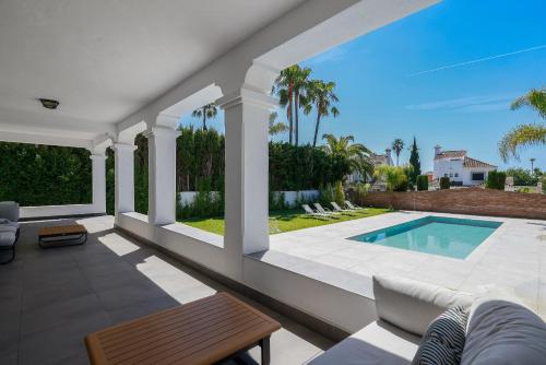 Villa Puerto Banus, Piscina, BBQ, Smart TV, AC, Discoteca, 12 personas photo 12