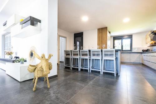 Villa Puerto Banus, Piscina, BBQ, Smart TV, AC, Discoteca, 12 personas photo 25