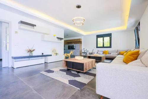 Villa Puerto Banus, Piscina, BBQ, Smart TV, AC, Discoteca, 12 personas photo 30