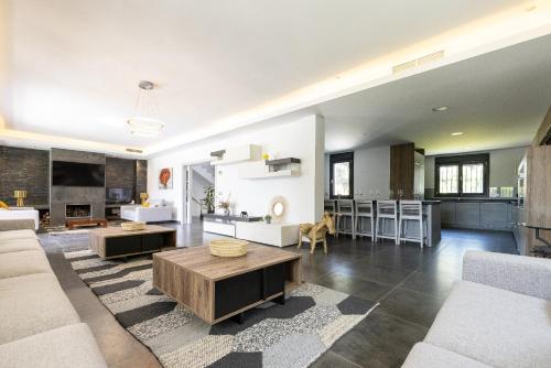 Villa Puerto Banus, Piscina, BBQ, Smart TV, AC, Discoteca, 12 personas photo 35
