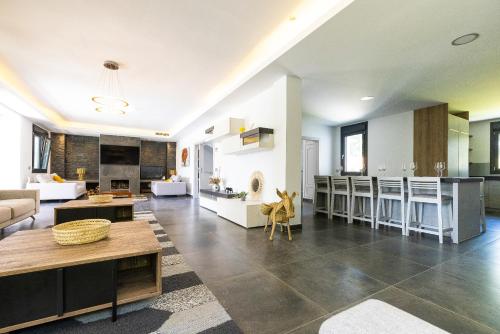 Villa Puerto Banus, Piscina, BBQ, Smart TV, AC, Discoteca, 12 personas photo 38