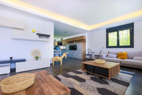 Villa Puerto Banus, Piscina, BBQ, Smart TV, AC, Discoteca, 12 personas photo 43
