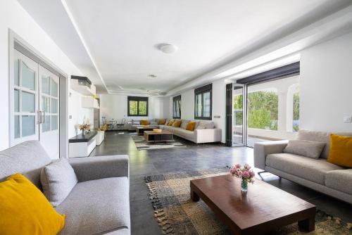 Villa Puerto Banus, Piscina, BBQ, Smart TV, AC, Discoteca, 12 personas photo 45