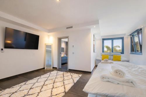 Villa Puerto Banus, Piscina, BBQ, Smart TV, AC, Discoteca, 12 personas photo 55