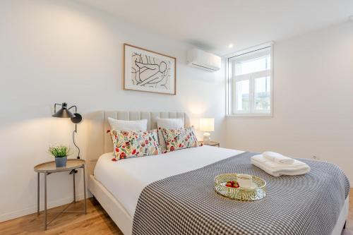 Stylish Oceanfront 3-Suite Retreat by HostWise