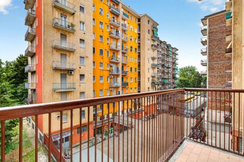 Nido delle Favole Affori M3, AC, Balcony, Park