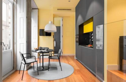 Porto City Center Apartment I Balcony & AC