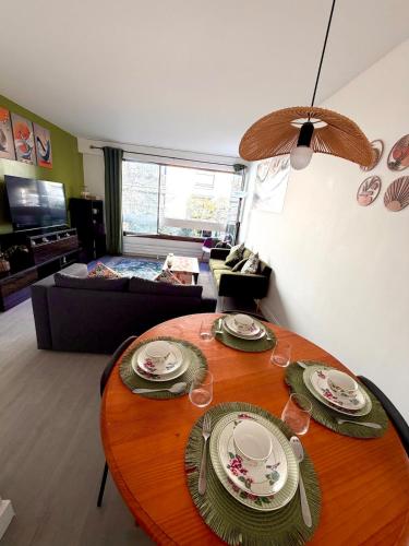 Entire apartment near Eiffel Tower