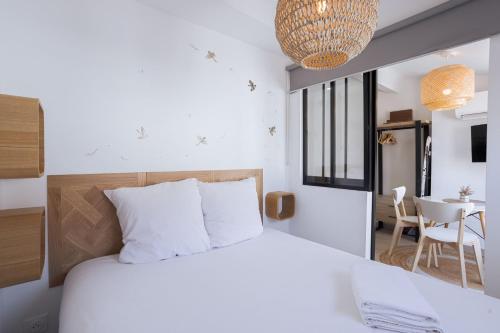 Studio Chanel - central, balcon, clim, proche Palais&Plages