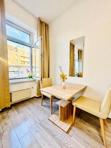 Cozy 3BR Apt for up to 9P, 10 Min to FAC Platz