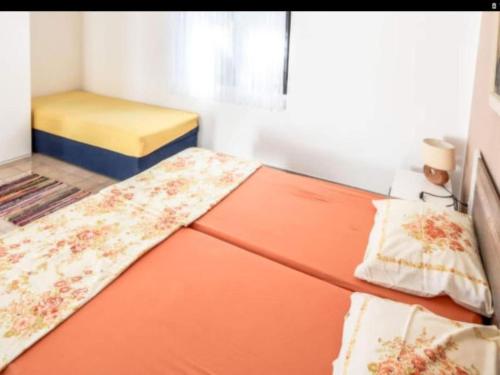 Apartments Branka Pag- One Bedroom Apartment Upper
