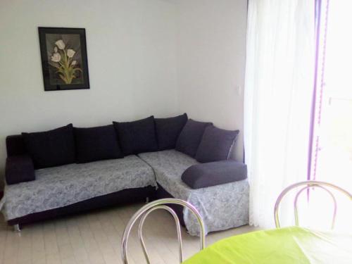 Apartments Branka Pag- One Bedroom Apartment Upper