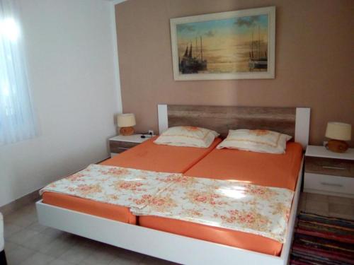 Apartments Branka Pag- One Bedroom Apartment Upper
