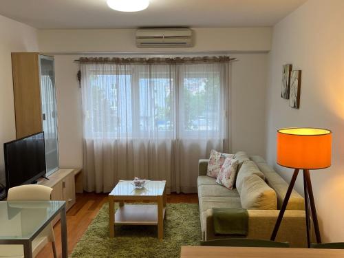 Villa Ni i Makarska - One Bedroom Apartment With Balcony G