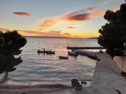 Villa Ni i Makarska - One Bedroom Apartment With Balcony G