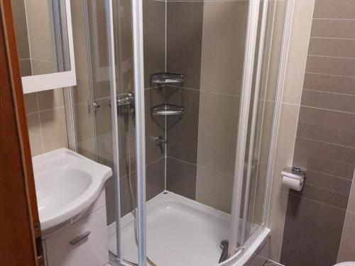 Villa Ni i Makarska - One Bedroom Apartment With Balcony G