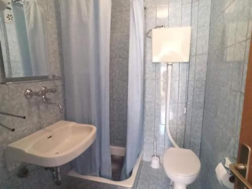 Apartments Branka Pag - One Bedroom Apartment - MIddle