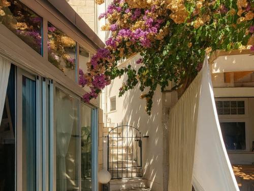 One Bedroom apartment with Balcony and Sea View A1