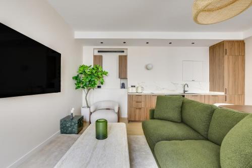Pick A Flat's Apartment in Saint Germain - Rue Corneille