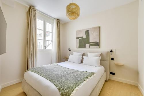 Pick A Flat's Apartment in Saint Germain - Rue Corneille