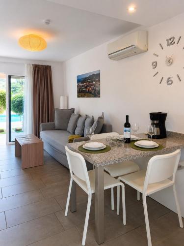 Alsol Los Leones Bungalows - Adults Only