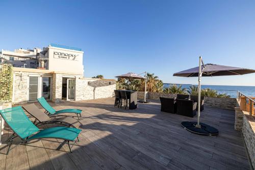 REF 1961 - Cannes Seafront penthouse - Ten mins to the Palais des Festivals
