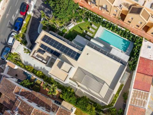Villa Algarrobo - Luxury Villa with pool in town centre - LUAL