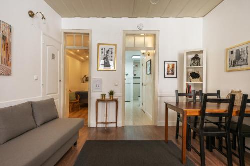 The Funicularist - Apartments in Historic Bica