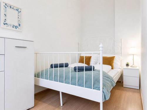 Beautiful 2BR Apt, Near Meidling Station