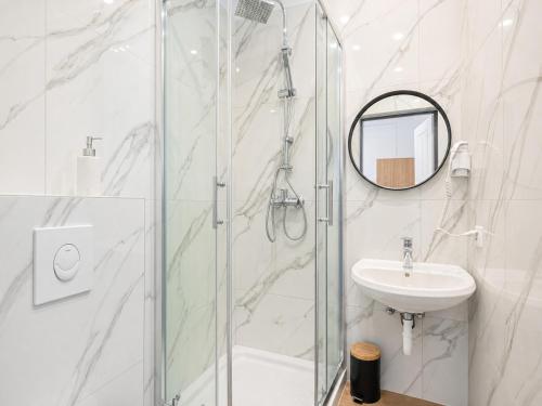 Bright and Modern Room in Meidling District Vienna