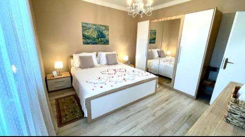 Apartment for 6 + free parking place