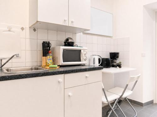 Affordable Stylish Studio Easy City Access