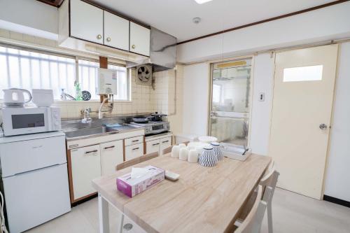 103Room 1 Stop from Ikebukuro Entire 35m on 1st Floor 2 Bedrooms for up to 6 Guests 3Minute Walk to Don Quijote