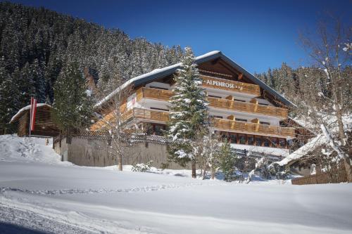 Hotel Alpenrose en invierno