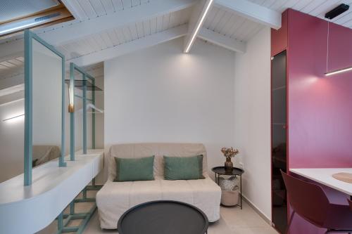 Rea's attic Nafplio
