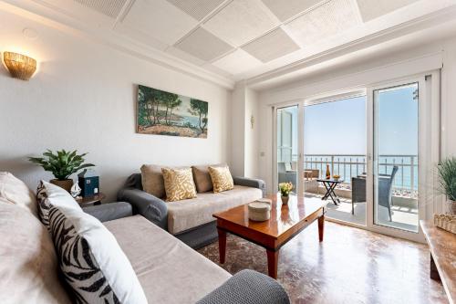 MalagaSuite Niza II Fuengirola Apartments