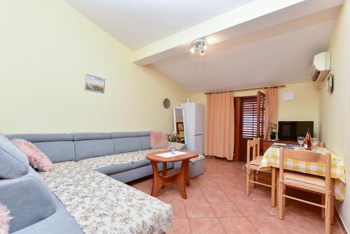Apartments Nada 2451