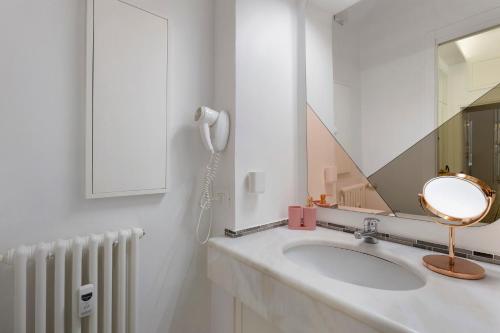 Ellie Luxury Apartment
