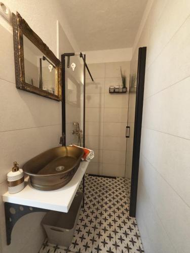 Studio apartment Kasalo