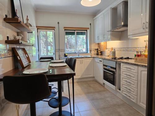 Falésia Townhouse - Walk to Beach - Pool - Garage