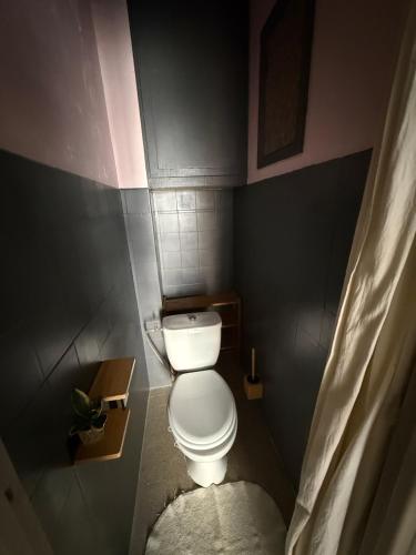 partie d appartement, independant avec cuisine à partager